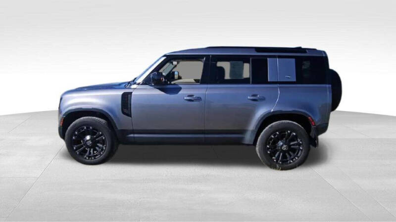 2020 Land Rover Defender 110 SE