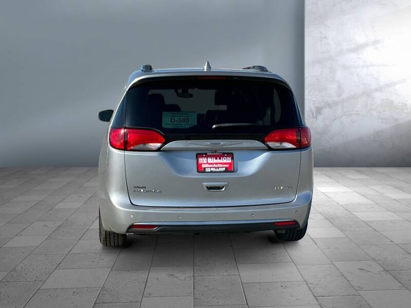2019 Chrysler Pacifica Limited