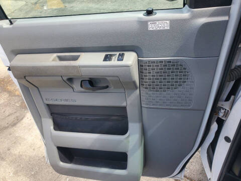 2009 Ford E-Series E-150