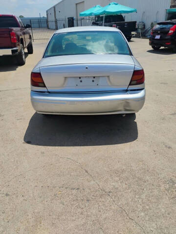 2002 Saturn S-Series SL1