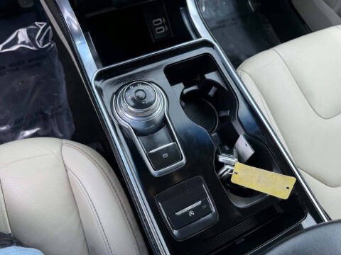 2019 Ford Edge Titanium