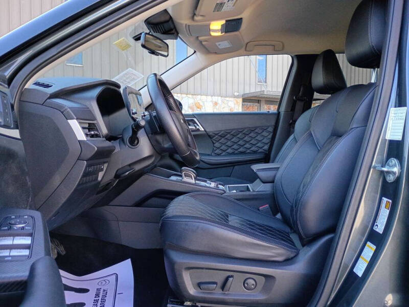 2024 Mitsubishi Outlander