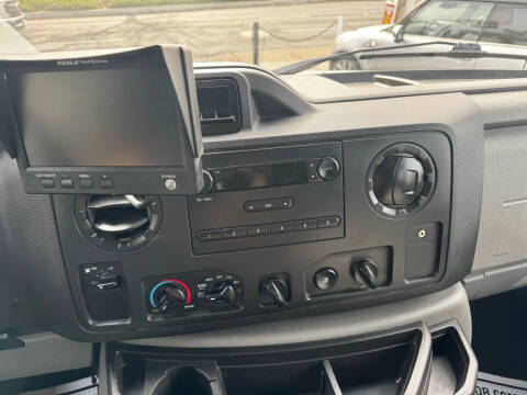 2014 Ford E-Series E-150