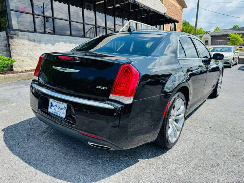 2019 Chrysler 300 Touring