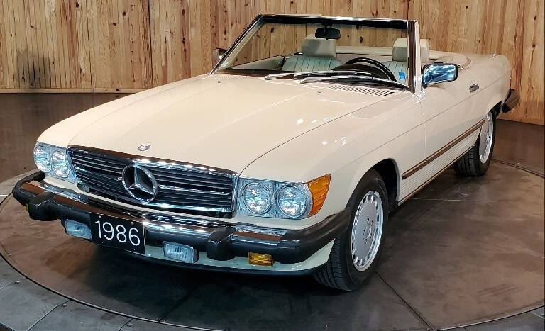 1986 Mercedes-Benz 560-Class 560 SL