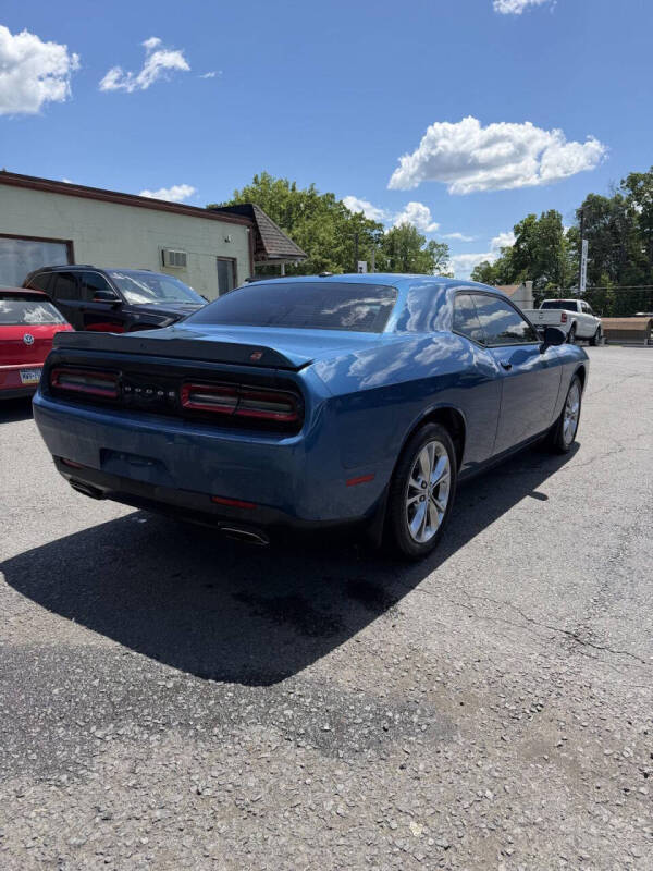 2021 Dodge Challenger SXT
