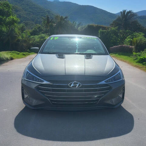 2019 Hyundai ELANTRA SEL