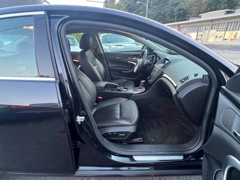 2012 Buick Regal Premium 1