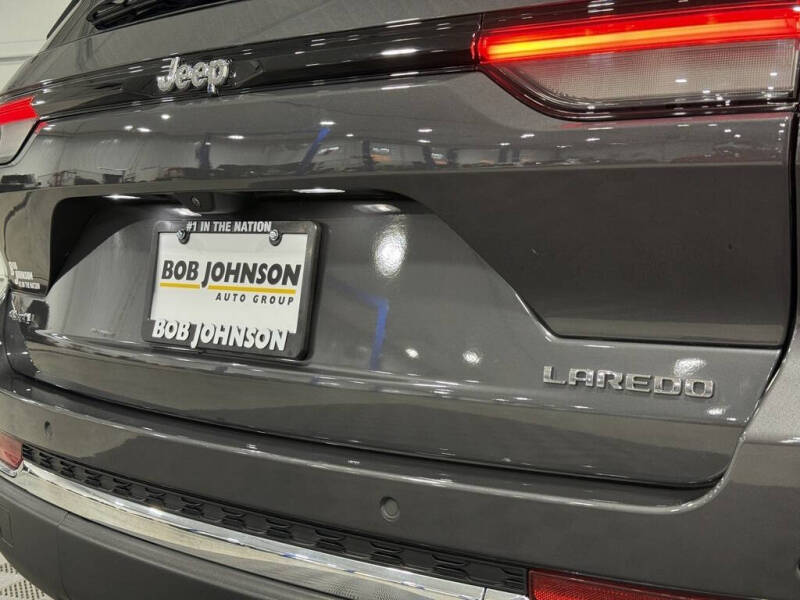 2023 Jeep Grand Cherokee Laredo