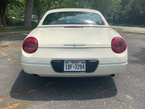 2002 Ford Thunderbird