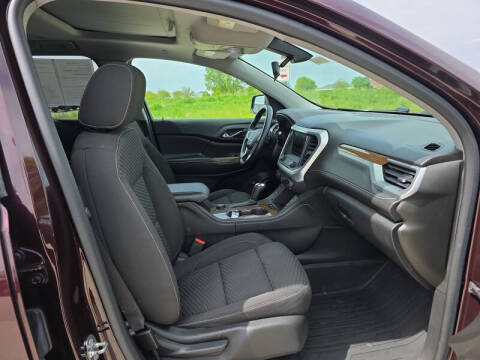 2017 GMC Acadia SLE-2