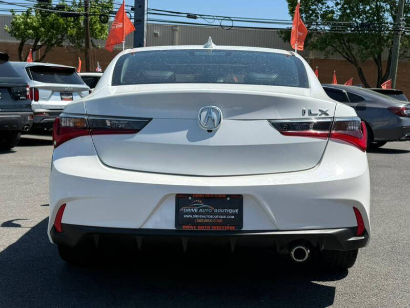 2019 Acura ILX w/Premium
