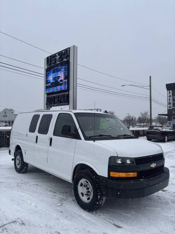 2021 Chevrolet Express 2500