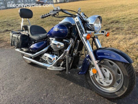 2005 Suzuki Boulevard