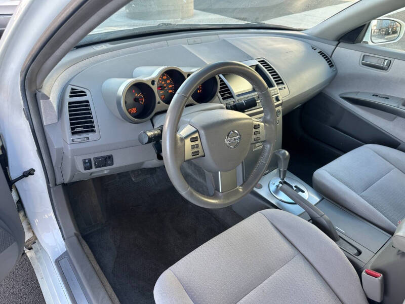 2004 Nissan Maxima 3.5 SE