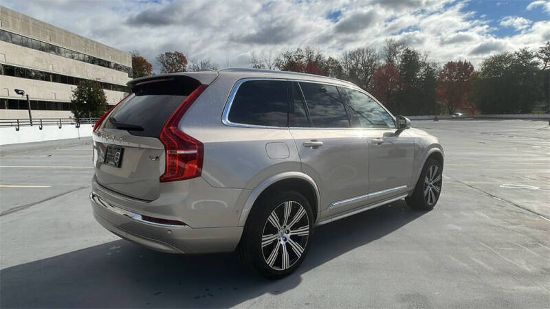 2025 Volvo XC90 B5 Plus Bright Theme