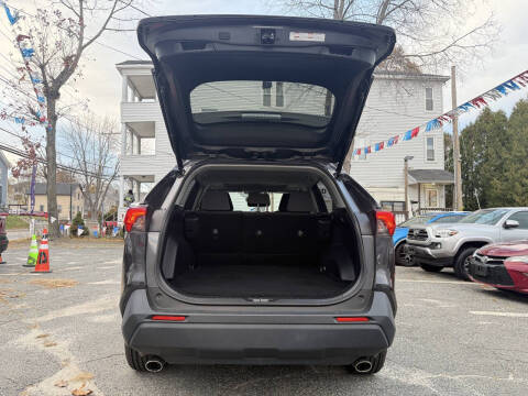 2020 Toyota RAV4 Hybrid XLE