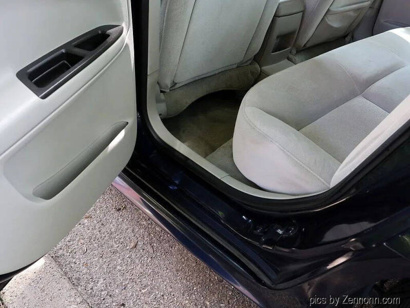 2011 Chevrolet Impala LS