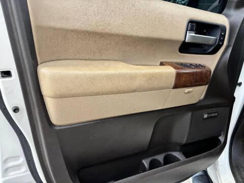 2010 Toyota Sequoia Platinum