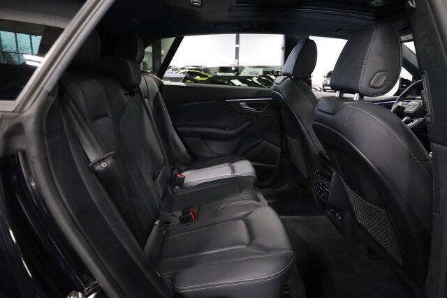 2021 Audi Q8 quattro Prestige 55 TFSI