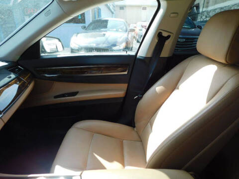 2015 BMW 7 Series 740i