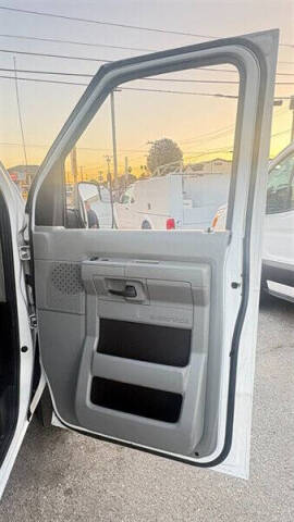 2014 Ford E-Series E-150