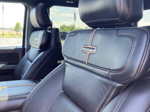 2024 Ford F-450 Super Duty Platinum