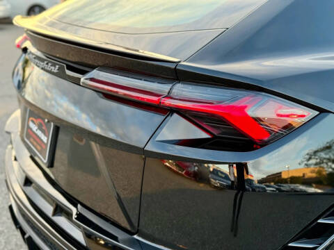 2024 Lamborghini Urus S