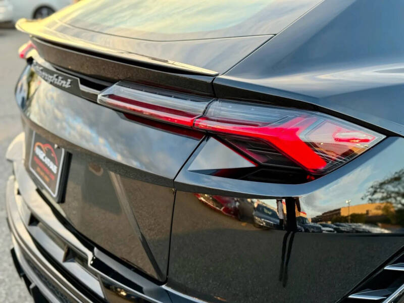 2024 Lamborghini Urus S