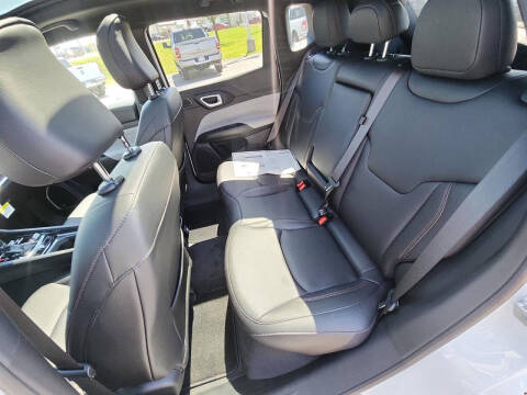 2024 Jeep Compass Latitude Lux