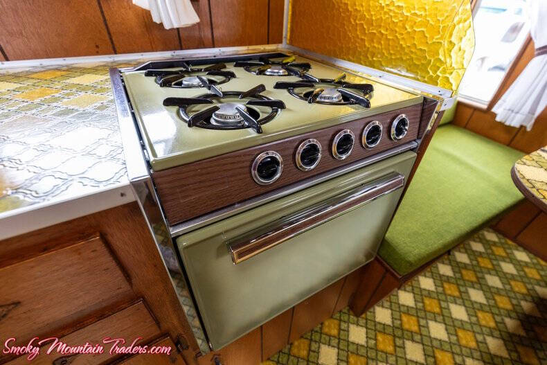 1951 International L-130