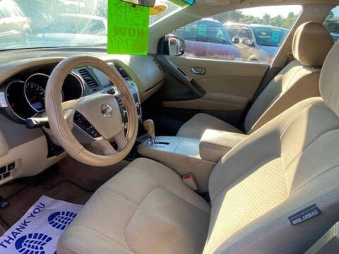 2011 Nissan Murano LE