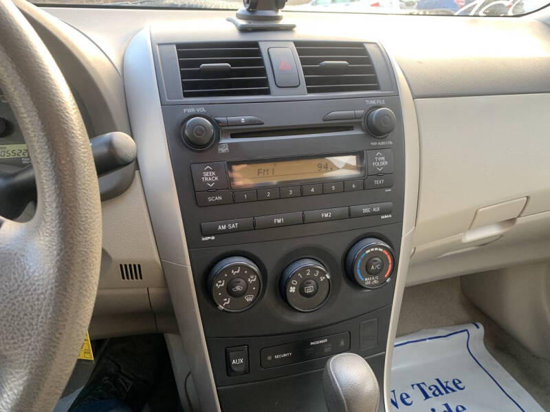 2009 Toyota Corolla LE