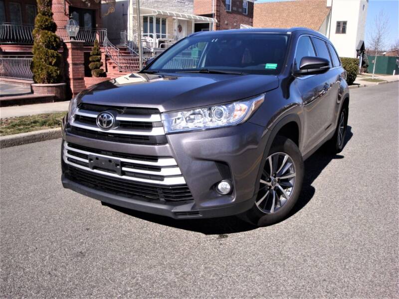 2019 Toyota Highlander for sale at Cars Trader New York in Brooklyn NY