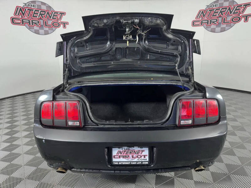 2006 Ford Mustang GT Deluxe