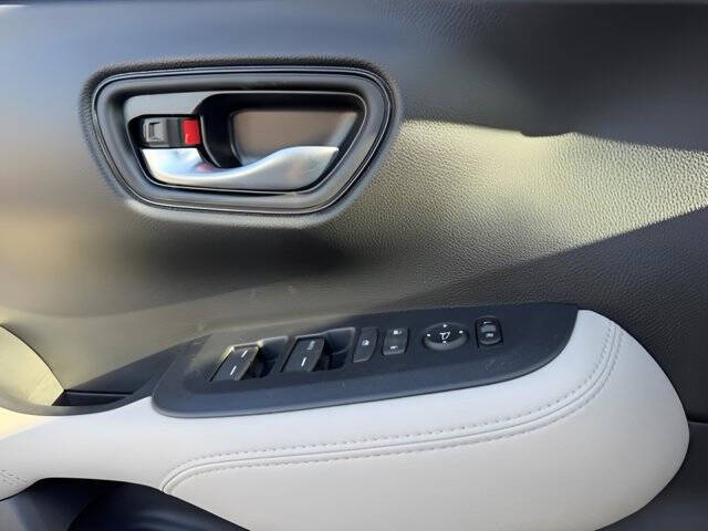 2027 Honda HR-V LX