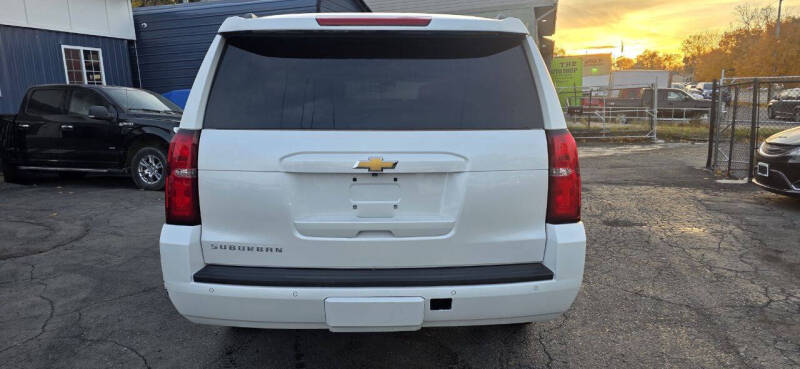 2016 Chevrolet Suburban LT