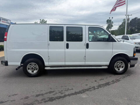 2024 GMC Savana 2500