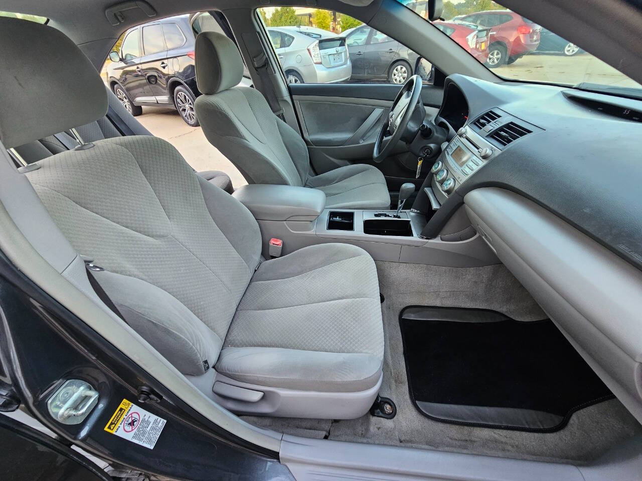 2008 Toyota Camry for sale at Quantum Auto Co in Plainfield, IL