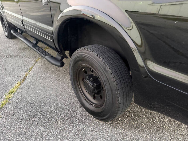 2004 Ford Excursion Eddie Bauer