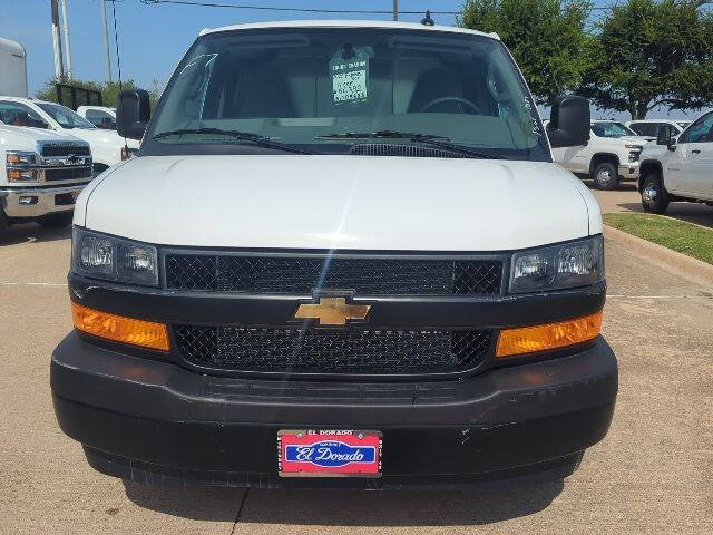 2025 Chevrolet Express 2500