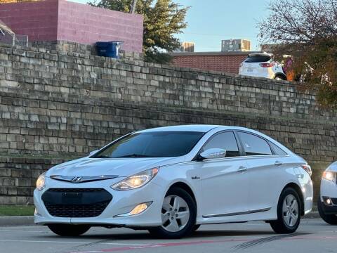 2012 Hyundai Sonata Hybrid for sale at Cash Car Outlet in Mckinney TX