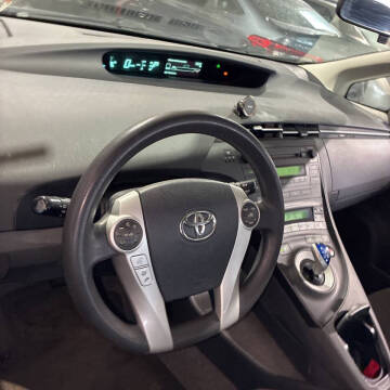 2011 Toyota Prius Three