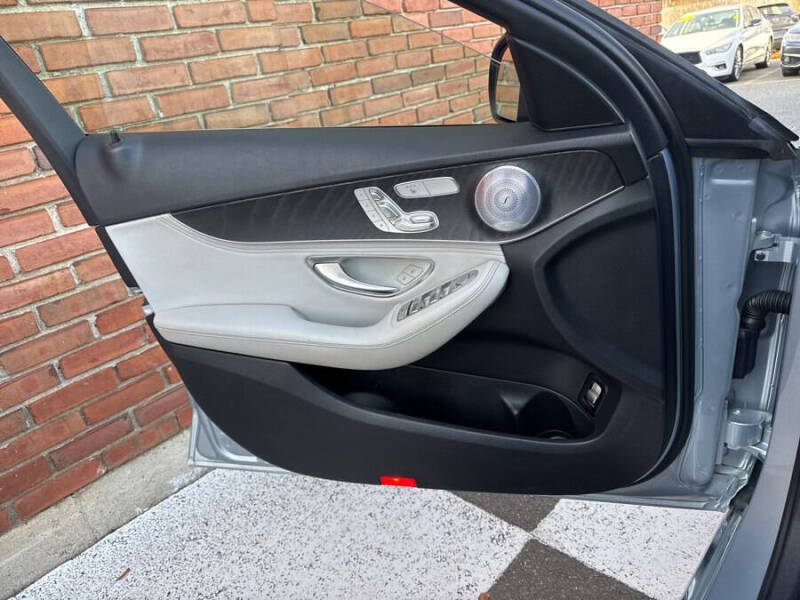 2016 Mercedes-Benz C-Class