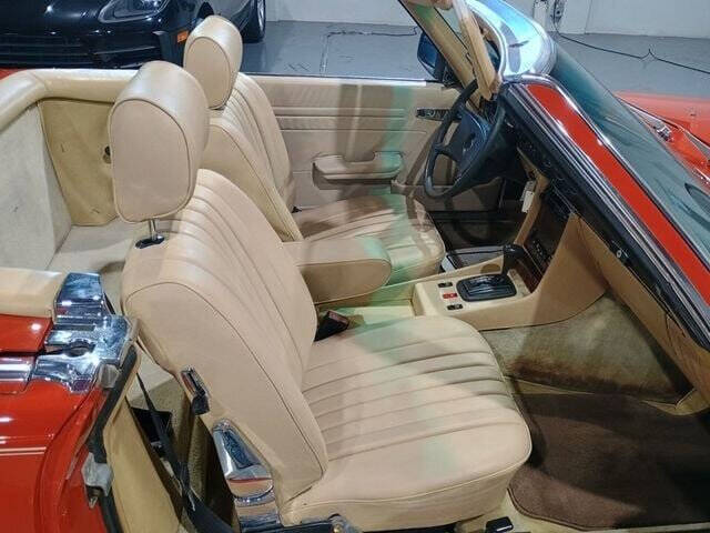 1982 Mercedes-Benz 380-Class 7