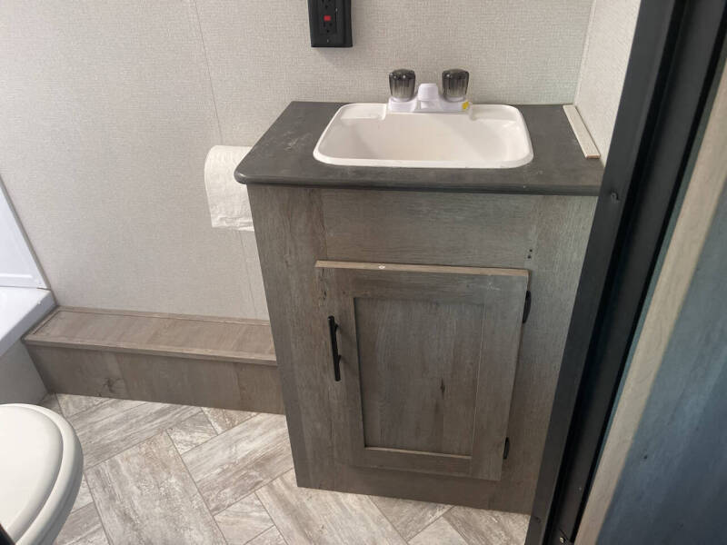 2021 Keystone RV Sprindale 240H