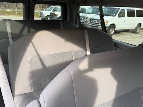 2014 Ford E-Series E-350 SD XL