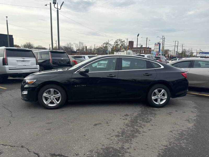 2023 Chevrolet Malibu 1LT photo 4