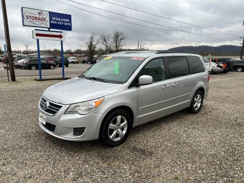 2011 Volkswagen Routan for sale at Mike's Auto Sales in Wheelersburg OH