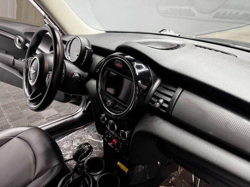 2018 MINI Hardtop 2 Door Cooper